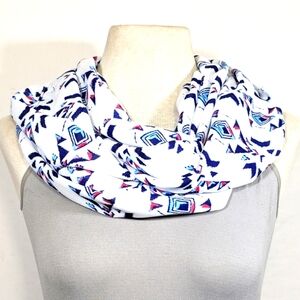 💙 Silky Infinity Scarf #hundredsofscarves